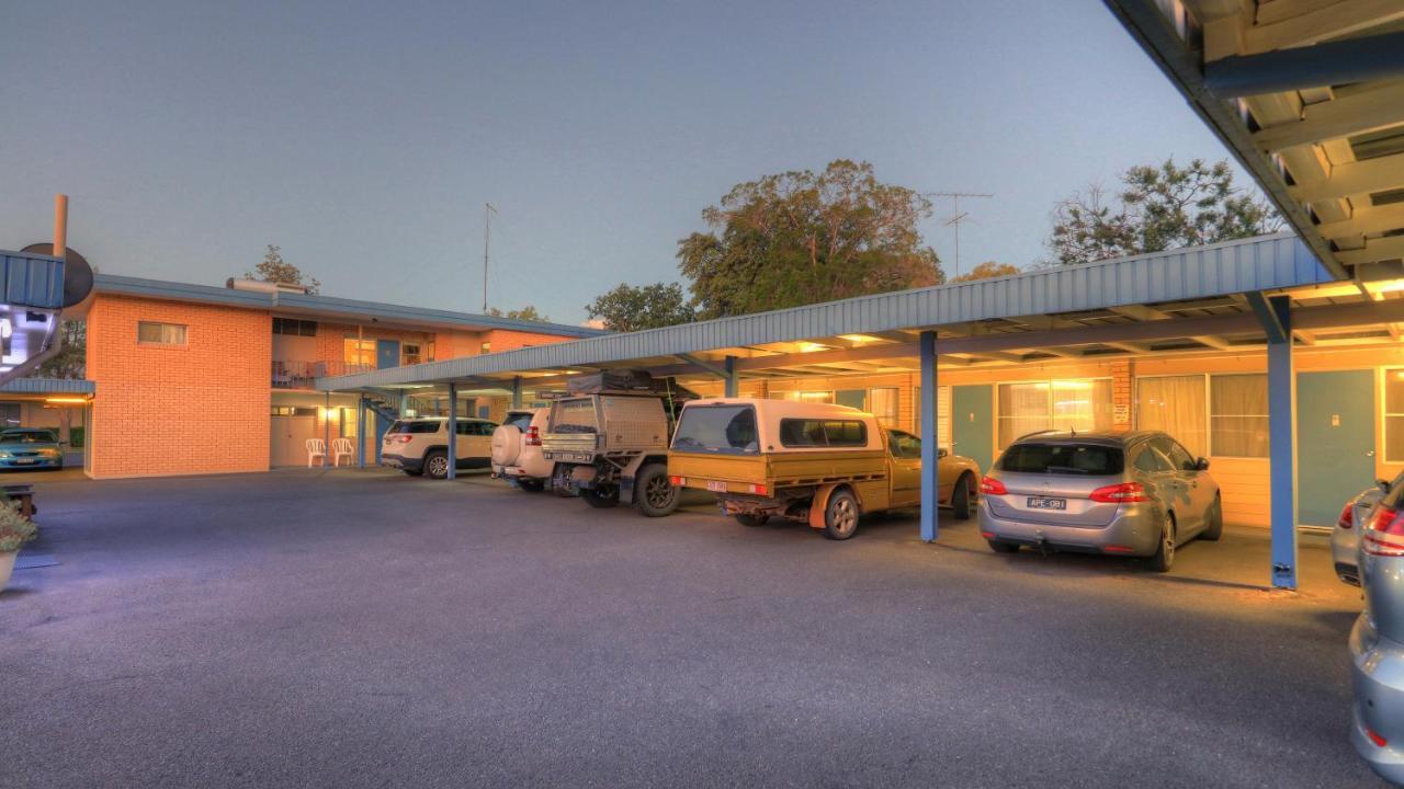 Binalong Motel Гундивинди Экстерьер фото