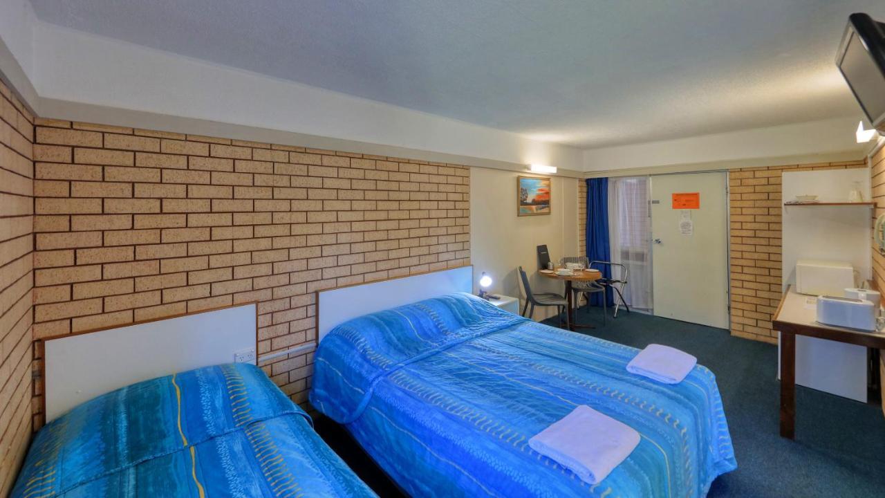 Binalong Motel Гундивинди Экстерьер фото