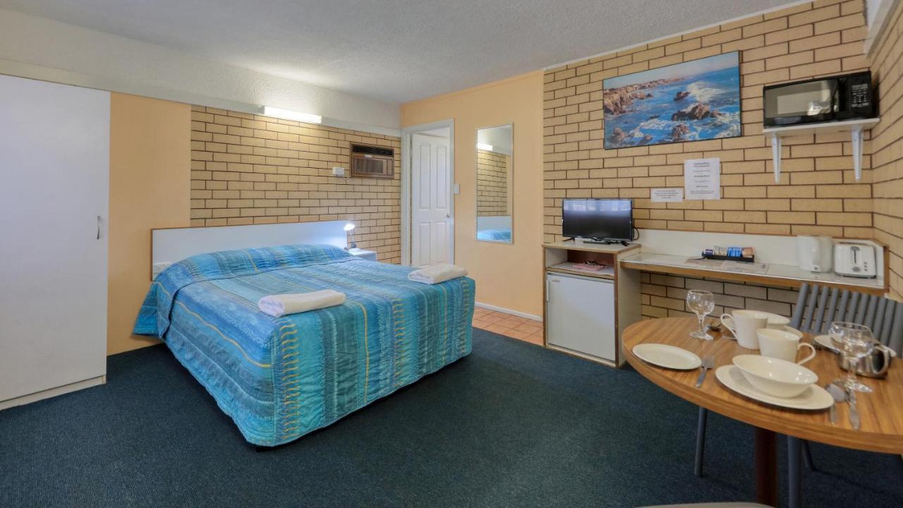 Binalong Motel Гундивинди Экстерьер фото