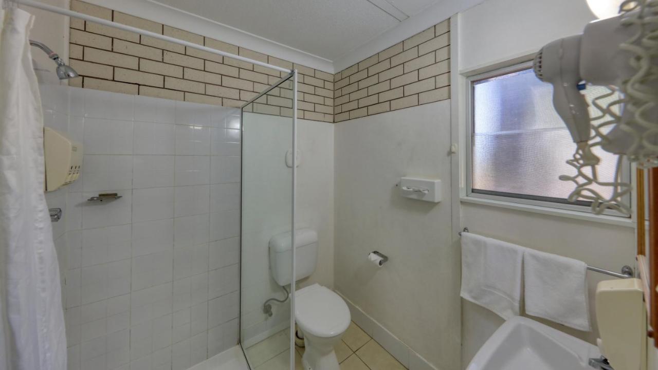 Binalong Motel Гундивинди Экстерьер фото