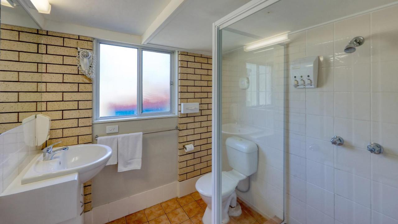 Binalong Motel Гундивинди Экстерьер фото