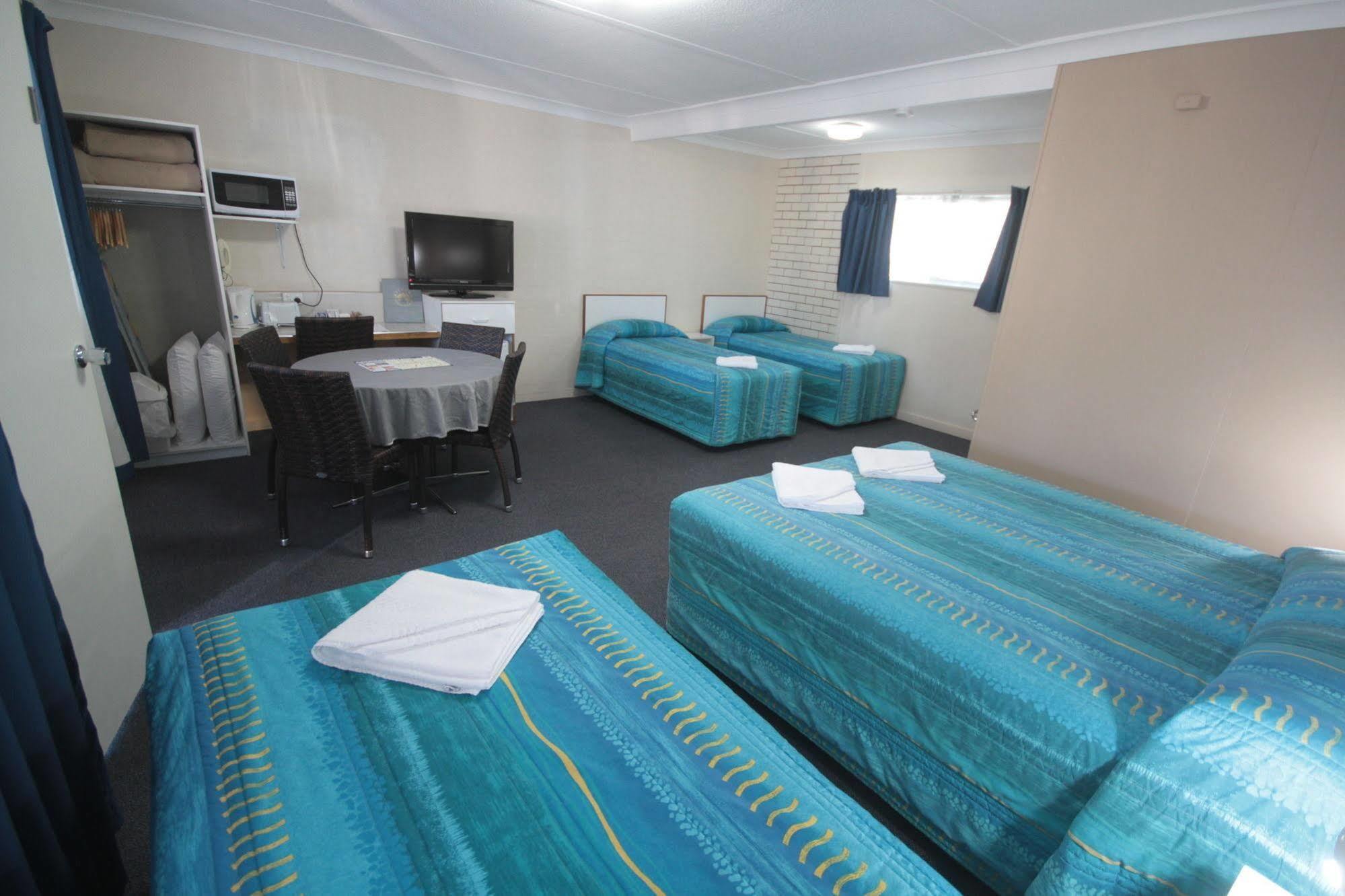 Binalong Motel Гундивинди Экстерьер фото